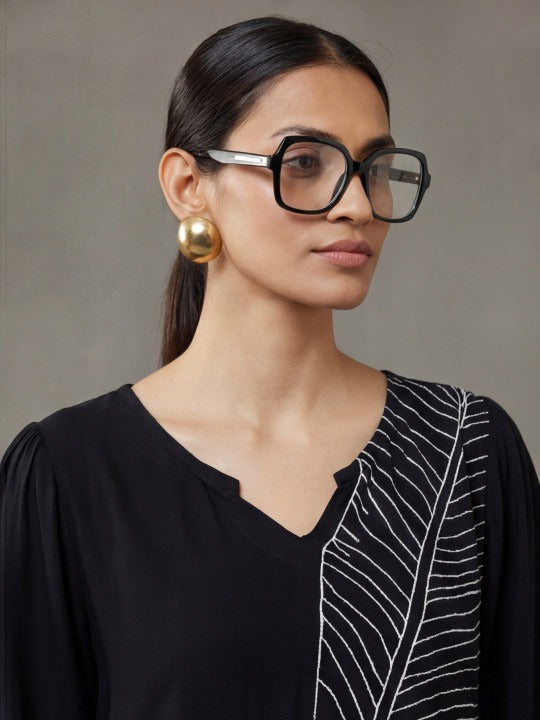 Smart Women Ethnic Motifs Embroidered Regular Thread Work Kurta with Trousers