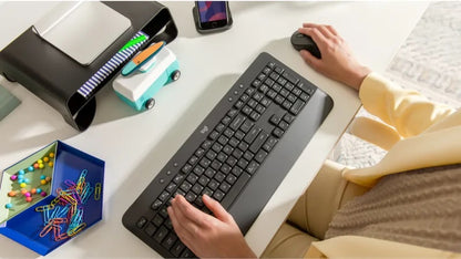 Logitech Signature K650 Bluetooth & Wireless Keyboard with Palm-rest