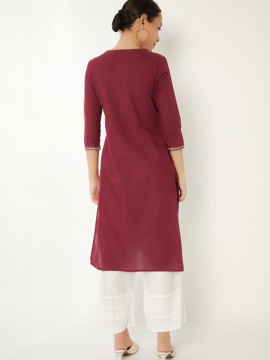 Women Embellished Thread Work Kurta