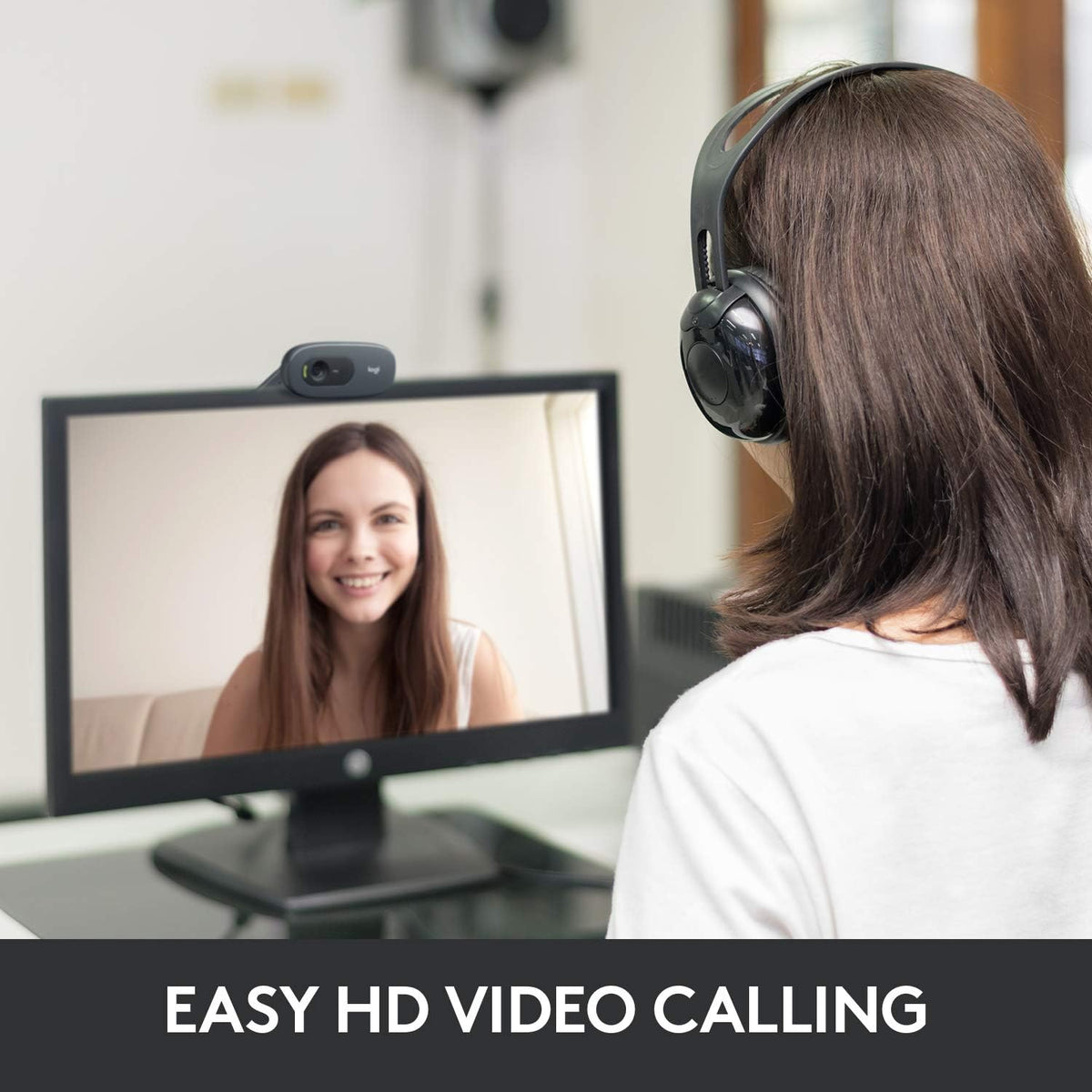 Logitech C270 HD Webcam, 720p, Widescreen HD Video Calling,Light Correction, Noise-Reducing Mic, For Skype, FaceTime, Hangouts, WebEx, PC/Mac/Laptop/Macbook