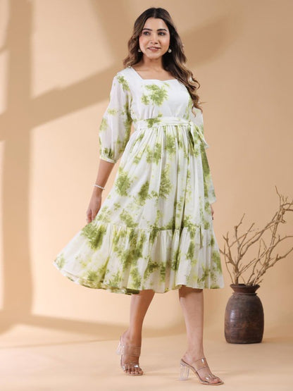 Women White & Green Pure Cotton Tie & Dye Tiered Dress