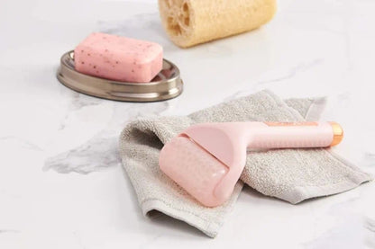 Finishing Touch Flawless Facial Massage Ice Roller