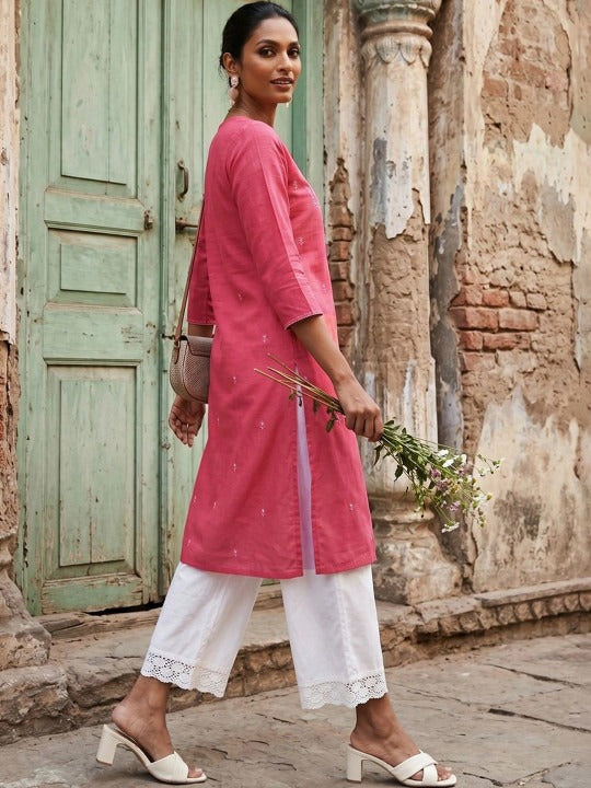 Women Embroidered Thread Work Kurta