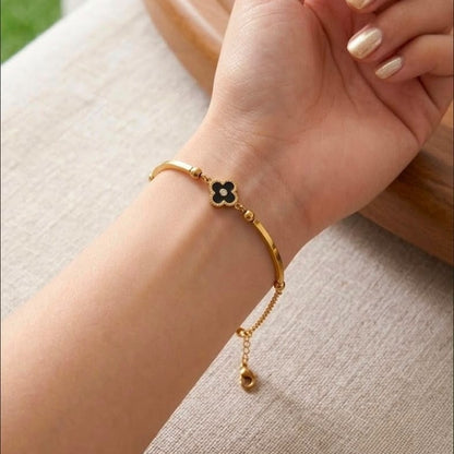 Elegant Black Clover Gold Adjustable Bracelet for Women