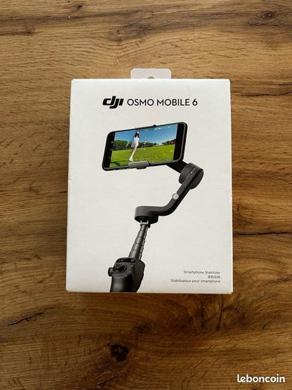 DJI Osmo Mobile 6 Gimbal Stabilizer for Smartphones, 3-Axis Phone Gimbal, Built-In Extension Rod, Object Tracking, Portable and Foldable, Vlogging Stabilizer, YouTube TikTok