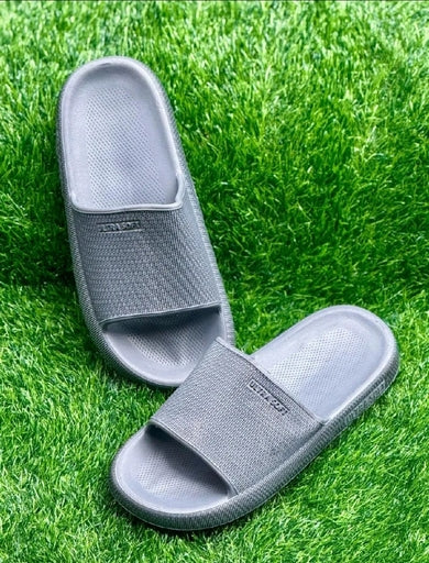 Men Solid Colour Fashion Chappels