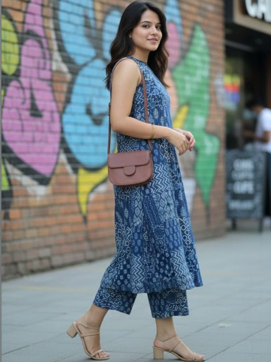 Ethnic Motifs Printed Regular Pure Cotton Kurta with Trousers