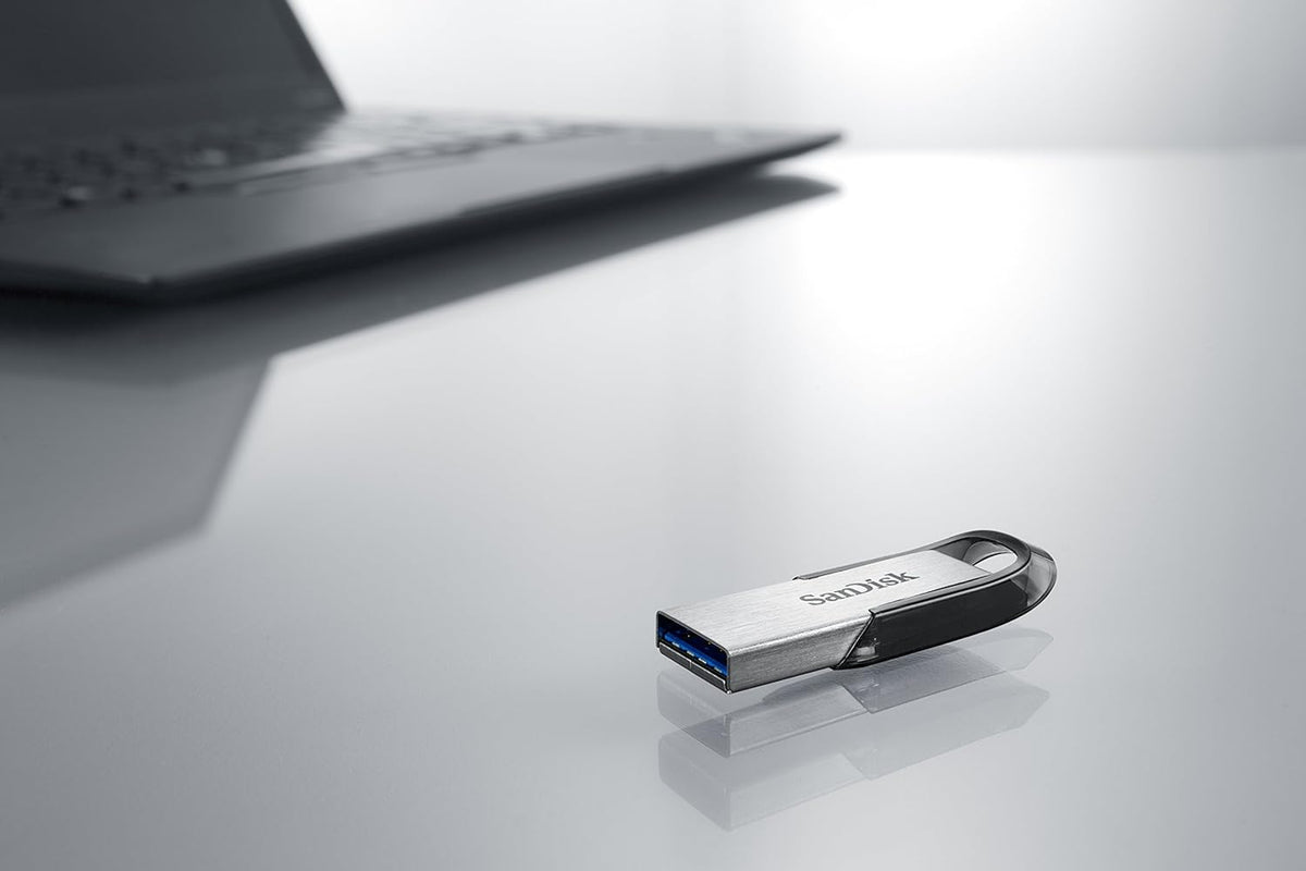 SanDisk Ultra Flair USB 3.0 Flash Drive 32GB / 64GB / 128GB