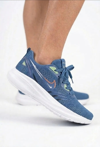 Unisex Performance-Oriented Running Deckshoe
