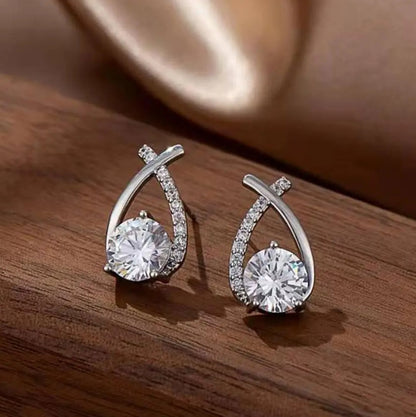 Vintage Cross Crystal Stud Earrings – Korean Style Gold/Silver Elegant Earrings for Women & Girls