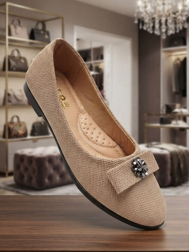 Girls Imported Court Shoes