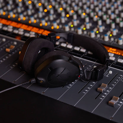 RODE NTH-100 Professional Over-ear Headphones Original