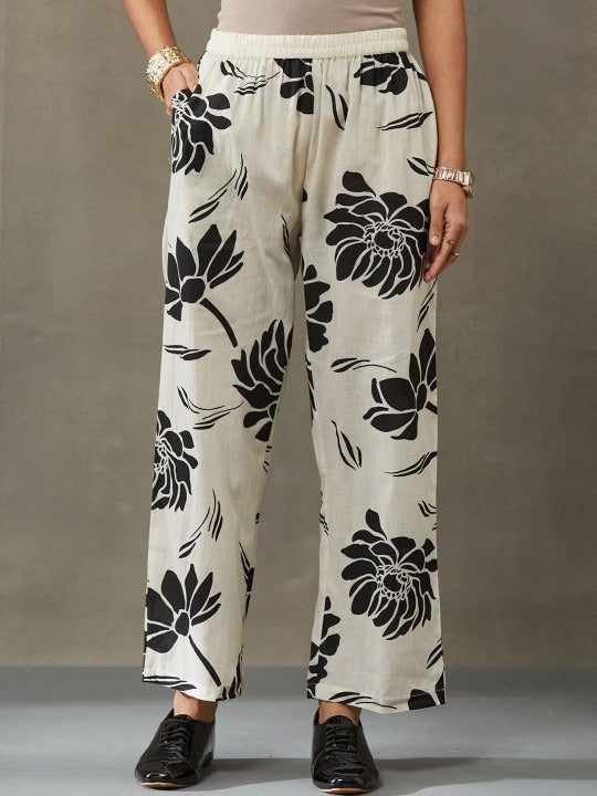 Contemporary Women Floral Printed Regular Gotta Patti Pure Cotton Kurta with Trousers