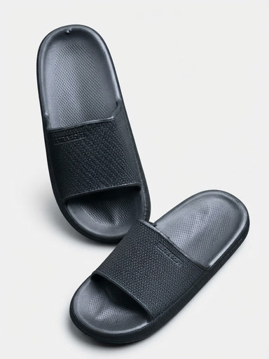 Men Solid Colour Fashion Chappels