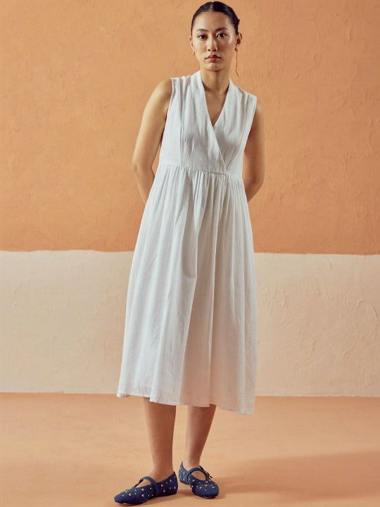 Linen Fit & Flare Midi Dress