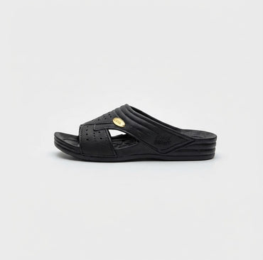 Men’s Black Open-Toe Rubber Slipper,  Style Slide.