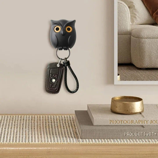 Adhesive Wall Mounted Key Holder Keychain [Owl Shaped]