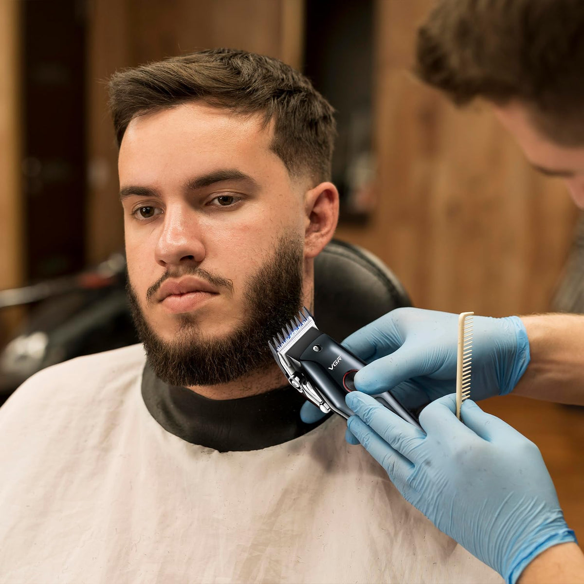 VGR V-969 Professional Salon Series Hair Clipper - 180 Minutes Runtime, Turbo Function, 1200mAh Lithium Battery, LED Display, USB Charging, Cord/Cordless, 4 Guide Combs & Precision Trimming
