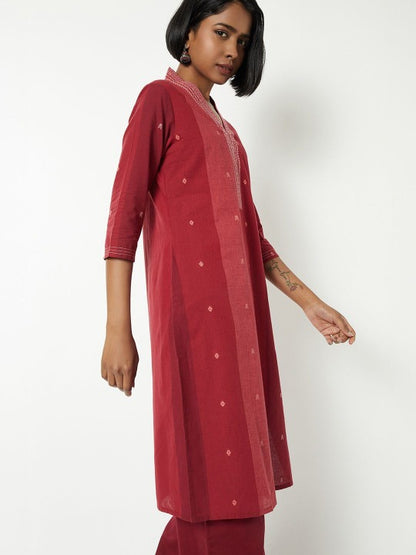 Women Ethnic Motifs Embroidered Flared Sleeves Chikankari Kurta