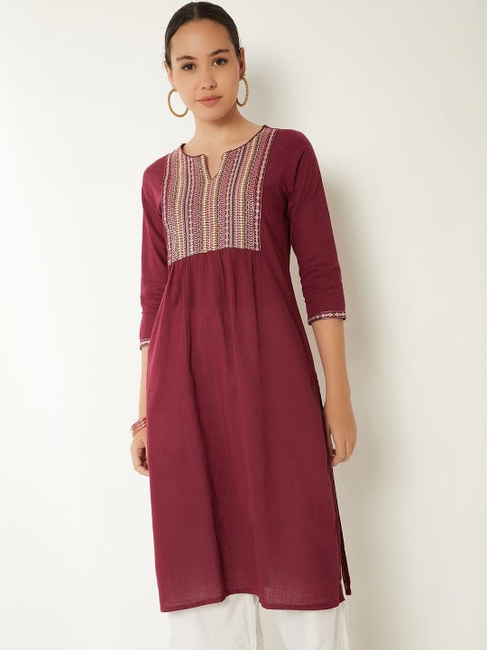 Women Embellished Thread Work Kurta