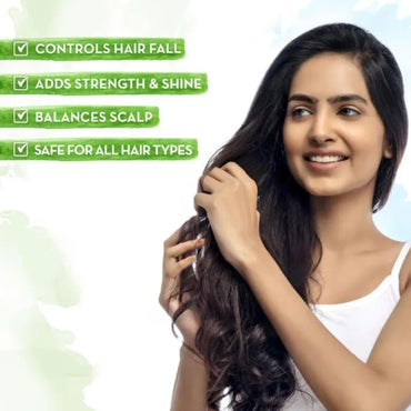 Mamaearth Onion Hair Oil for Hair Growth & Hair Fall Control 100Ml