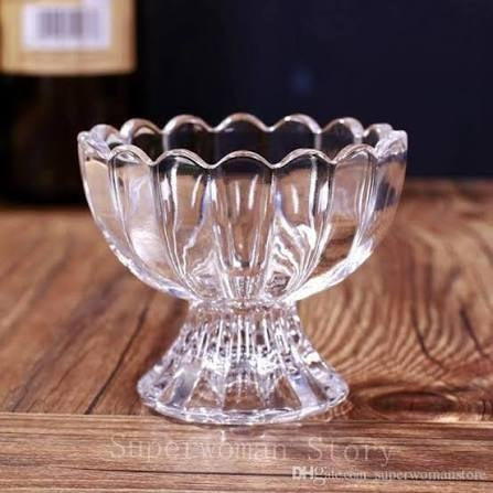 6Pcs -Glass Ice Cream Dessert Bowl Clear Tulip Flower Shape