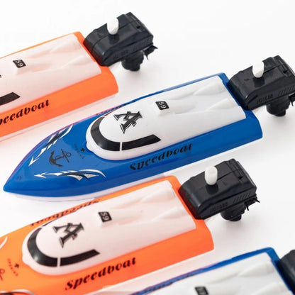 Manual Winding Water Floating Boat Toy for Kids
