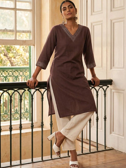 Women Embellished Sequinned Kurta