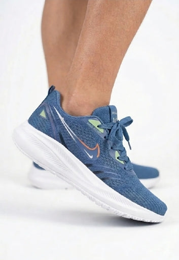 Unisex Performance-Oriented Running Deckshoe