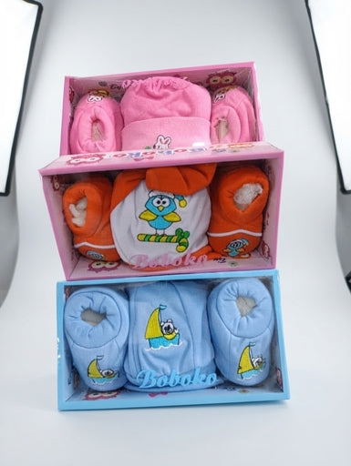 Baby Cap & Socks Gift Set