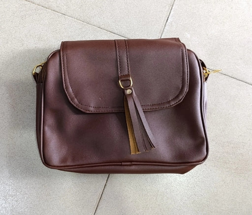 New Fashion Crossbody & Sidebag for Women ( 27*18 Cm )