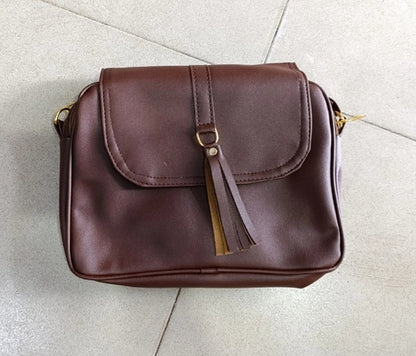 New Fashion Crossbody & Sidebag for Women ( 27*18 Cm )