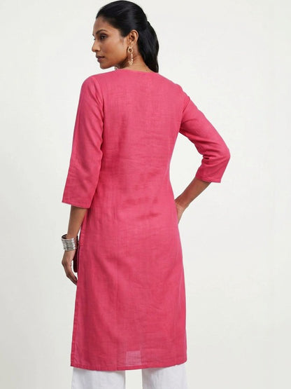 Women Embroidered Thread Work Kurta