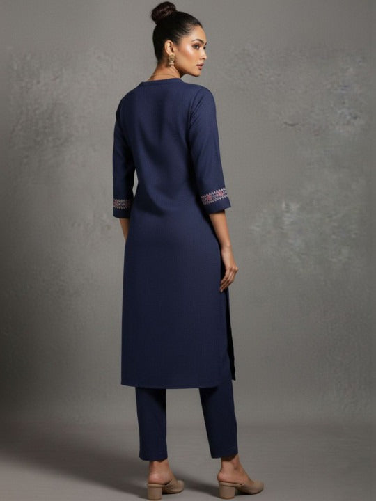 Women Embroidered Thread Work Smart Comfort Kurta with Trousers