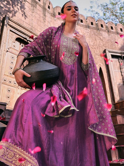 Women Ethnic Motifs Embroidered Regular Thread Work Kurta with Trousers & with Dupatta