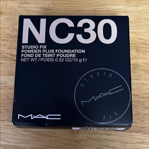 MAC Studio Fix Powder Plus Foundation