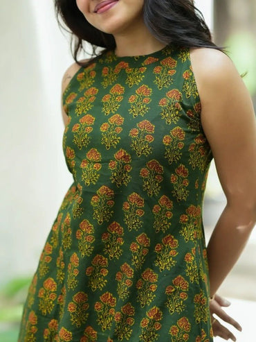 Women Floral Printed Regular Pure Cotton Kurta with Palazzos