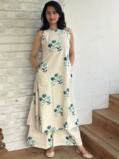 Women Floral Printed Regular Pure Cotton Kurta with Palazzos