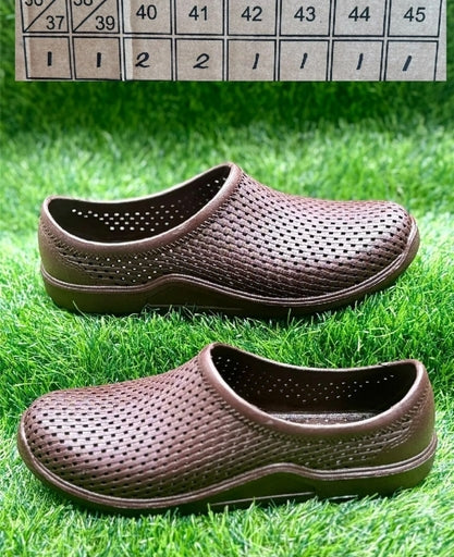 Unisex Covering Waterproof Breathable Shoes