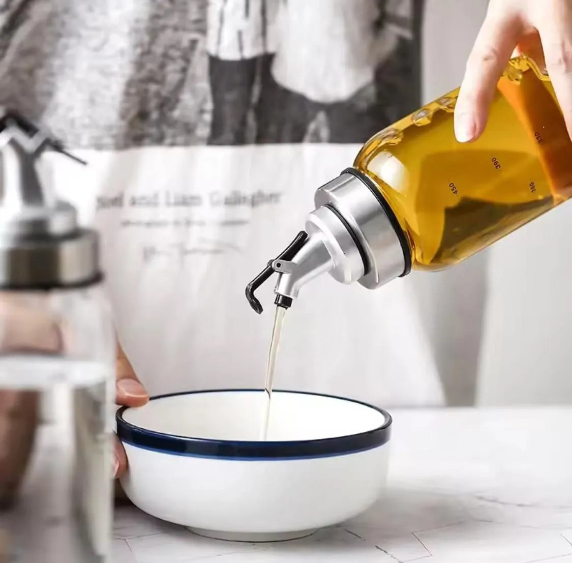 Premium Quality Clear Plastic Oil Dispenser
