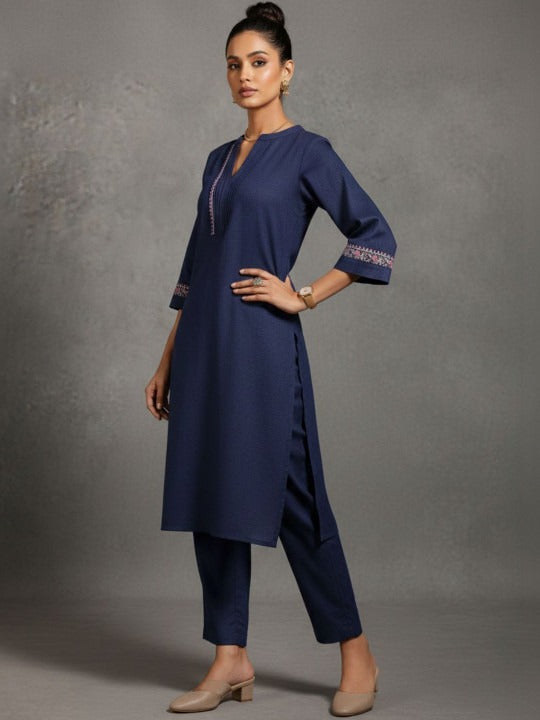 Women Embroidered Thread Work Smart Comfort Kurta with Trousers