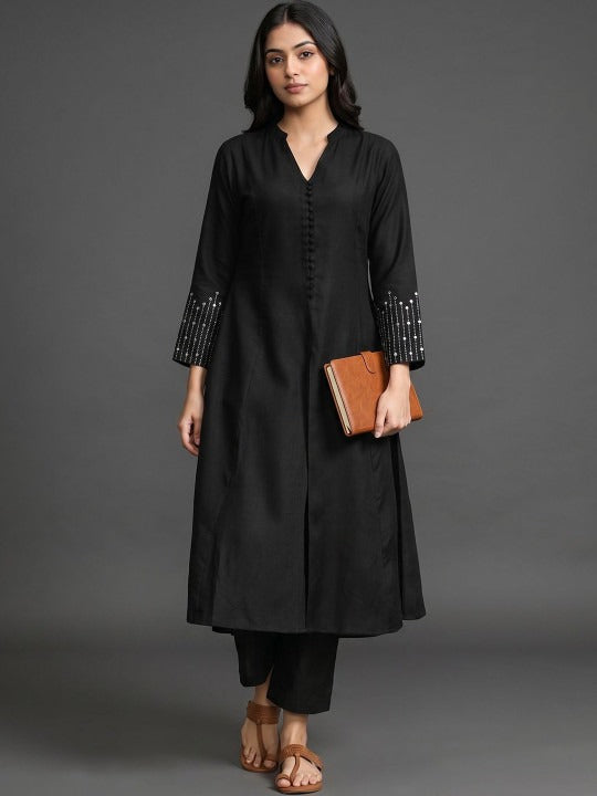 Women Regular Beads and Stones Kurta with Trousers