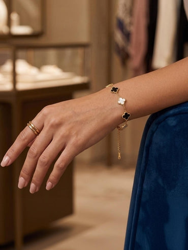 Aurelia Noir Bangle